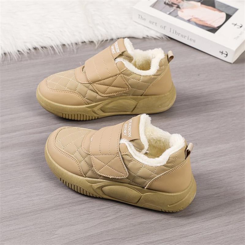 Black sneakers women's autumn and winter leather surface waterproof 2025 new casual non-slip work shoes kitchen work is not tired