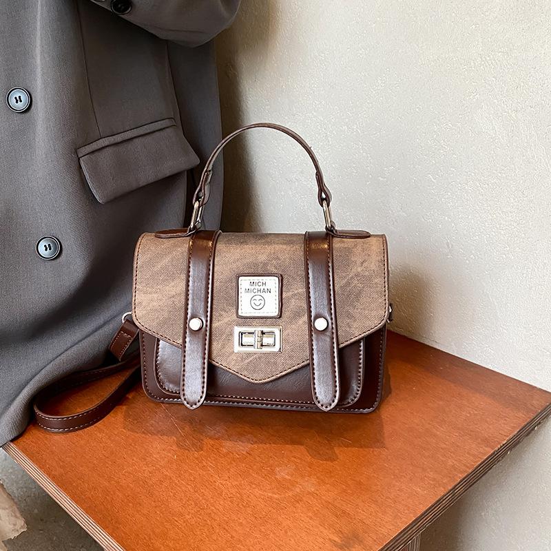 

Mailman bag retro shoulder bag female oblique cross student portable Cambridge shoulder bag female new autumn