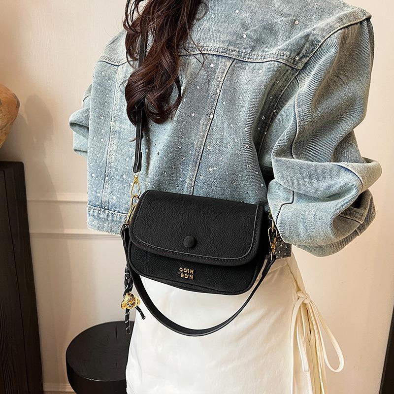 Premium Sense Bag Women's New Trendy and Popular Versatile Shoulder Messenger Bag Hand Carry Commuter Small Square Bag