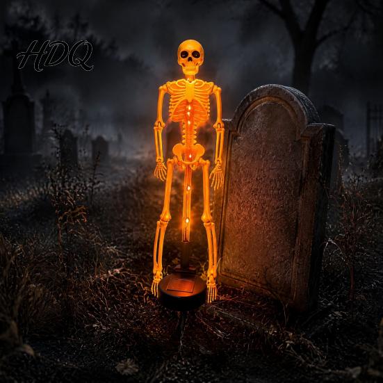 Festive Outdoor Party Lighting Solar Skeleton Garden Stake Light Halloween 3D Glowing Skull Yard Lights Decor with LED Waterproof Lawn Lamp