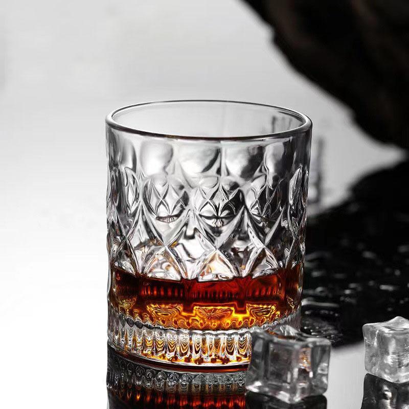 330ml 4pcs Set Bar Drinkware Juice Cold Drink Cups Vintage Carved Wine Glass Classic Foreign Wine Brandy Cocktail Glasses Party
