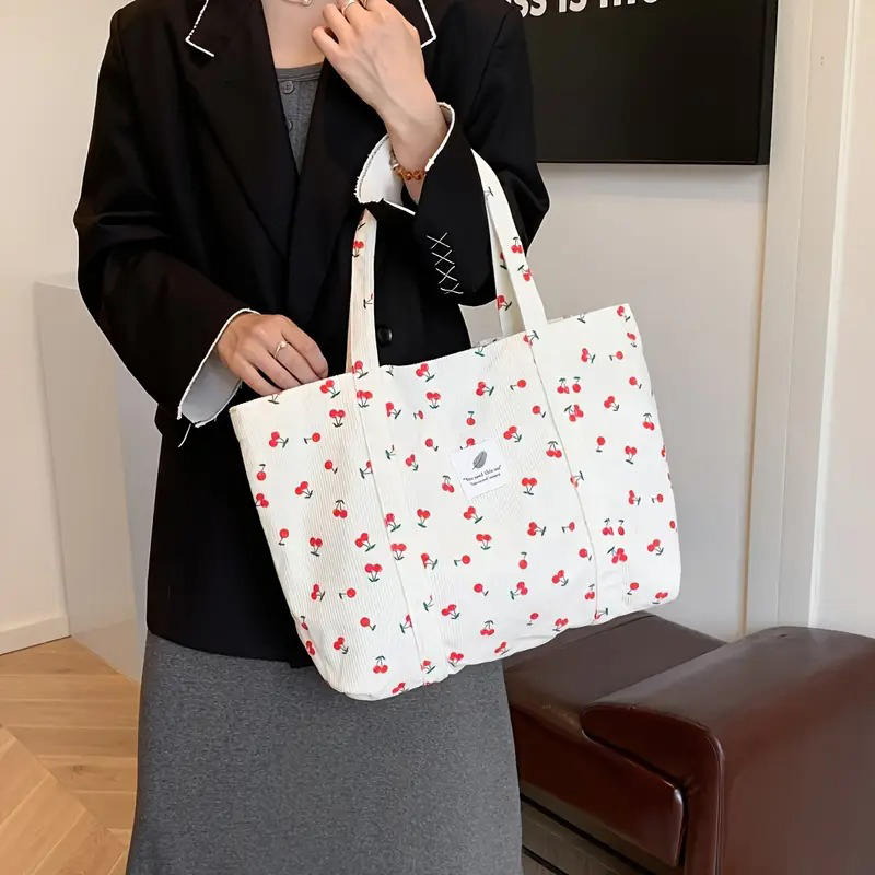 Fashion Strawberry Pattern Large Capacity Canvas Shoulder Bag Trendy Summer Fresh Style Handheld Tote Versatile Commuter Bag