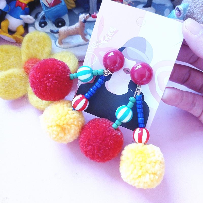 Herbst/Winter Übertriebene Woll-Ohrringe - Rot, Gelb, Lila Lange Schwanenhals Göttin Ohrclips für Frauen