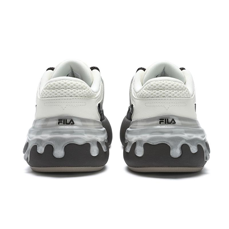 Fila Carrot 2 Classic Versatile Casual Low-Top Sneakers Women Sneakers Black White F12W431212FPB