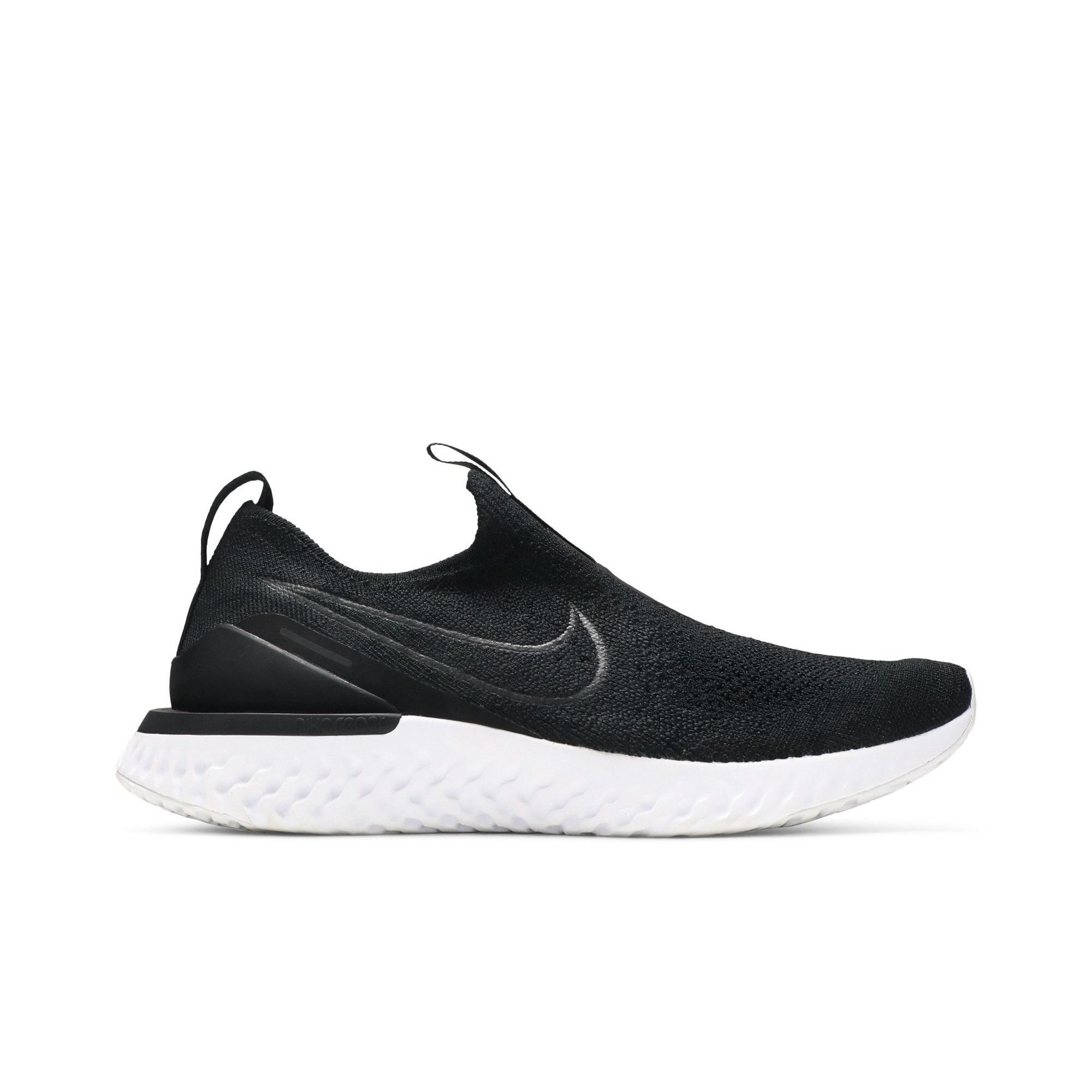 Nike Womens Epic Phantom React Flyknit