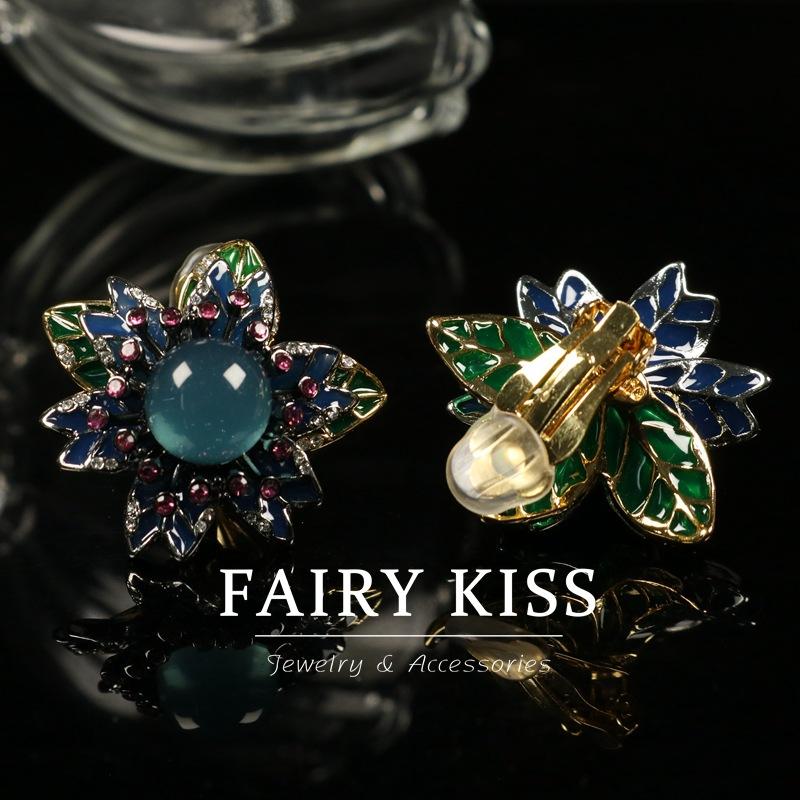 

Palace Style Copper Plating Color Matching Enamel Color Glaze Diamond Flower Leaf Atmospheric Necklace Earrings Jewelry Set