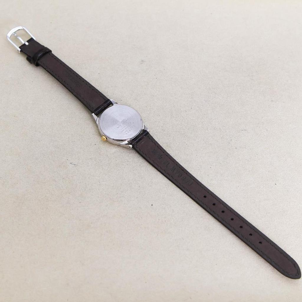 [USED] Working SEIKO Women's Watch, Leather, Battery, Outer Box, Quartz, 1977