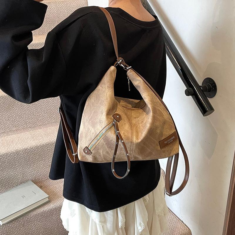 Pu Material Large Capacity Commuter Tote Bag With Zipper Closure For Daily Use