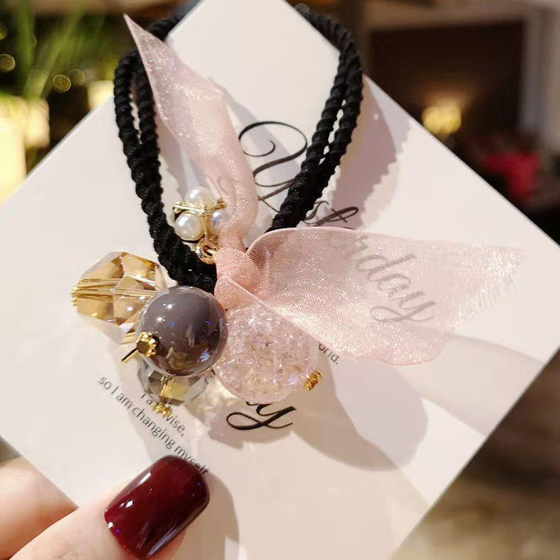 

Chic Lace Bow Hair Tie - Trendy Influencer Style