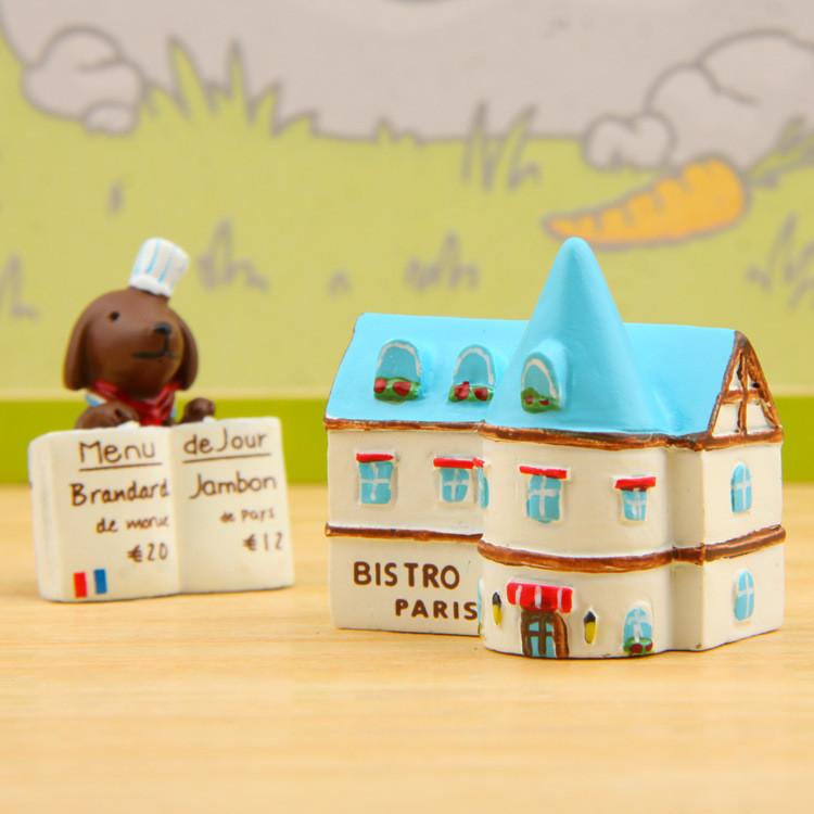Japanese Style Resin Dog Plant Decor With Cartoon Design For Kitchen Or Restaurant Display
