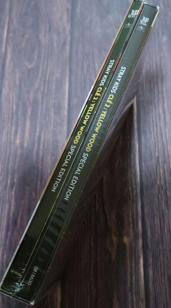 [USED] Rare Straykids Yellow Wood Taiwan Limited Edition