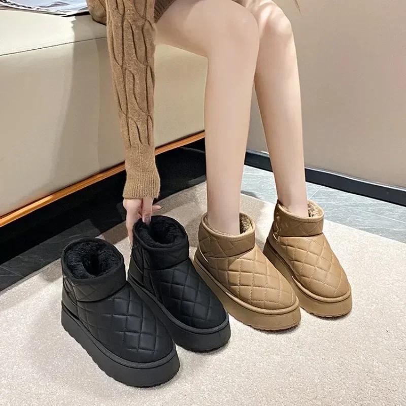 2024 Nouvelles Bottines d'Hiver Chaudes en Peluche pour Femmes Mode Polyvalentes Chaussures Plates pour Dames Confort Antidérapantes Chaussures à Plateforme Botas 36-41