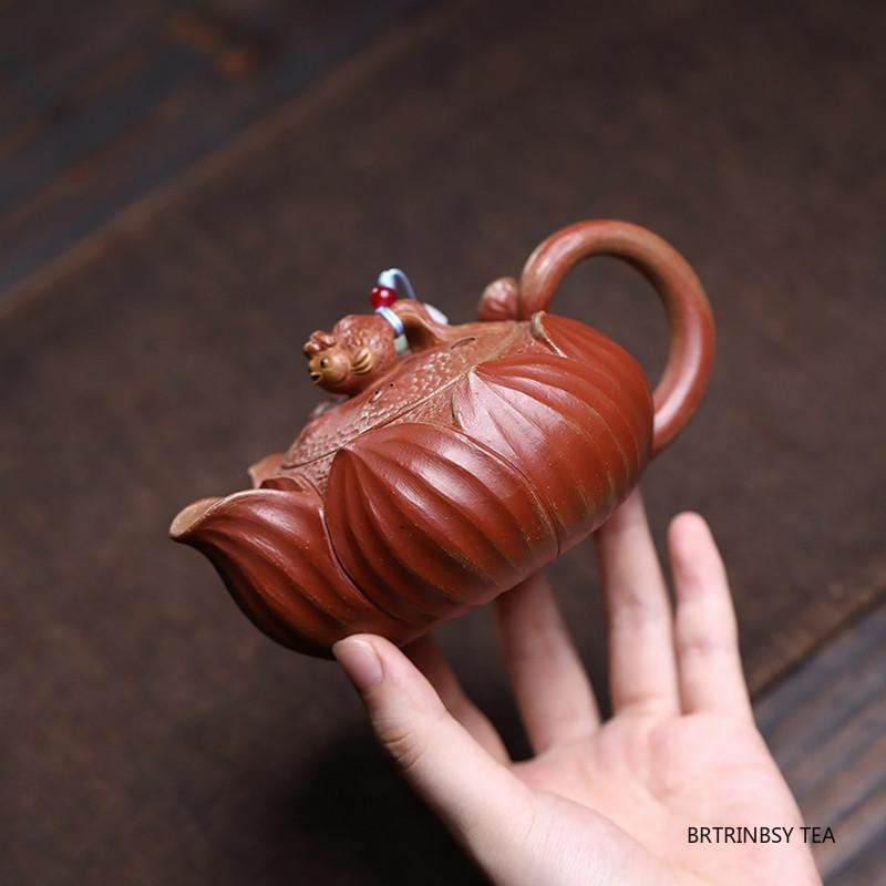 

Tradition Yixing Purple Clay Teapot Handmade Fish Tea Pot Household Beauty Tea Infuser Kettle Chinese Zisha Tea Set 240ml