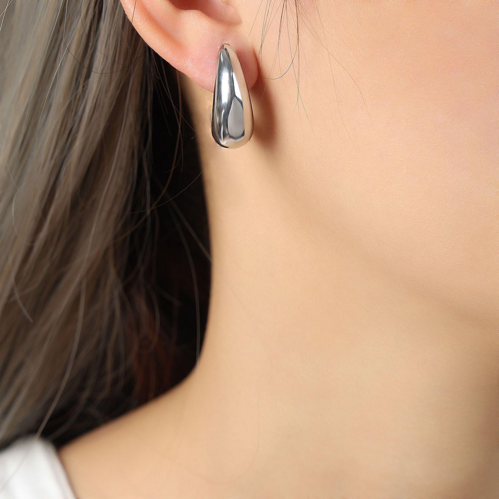 Elegant Moon-Shaped Geometric Gold-Plated Titanium Earrings