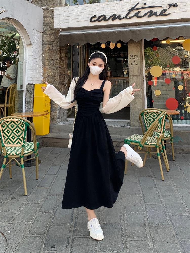 Plus Size Women's Black Spaghetti Strap Sleeveless Summer 2024 French Retro Waist-Hugging Mid-Length Dress