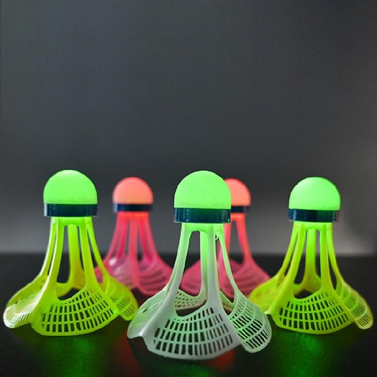 Elastická hlava Badmintonové nylonové košíčky Elastická hlava Plastové košíčky