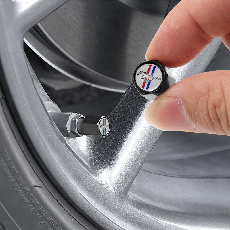 5Pcs/Set Car Keychain Tire Valve Cap Car Styling Accessories For Ford Mustang Zapatillas Miniatura Gt Shelby 2005 2015 Mujer 2012 2006