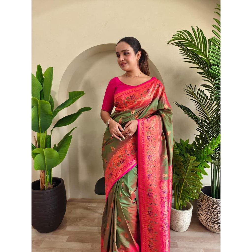 Beautiful rich pallu & jacquard work on all over the saree