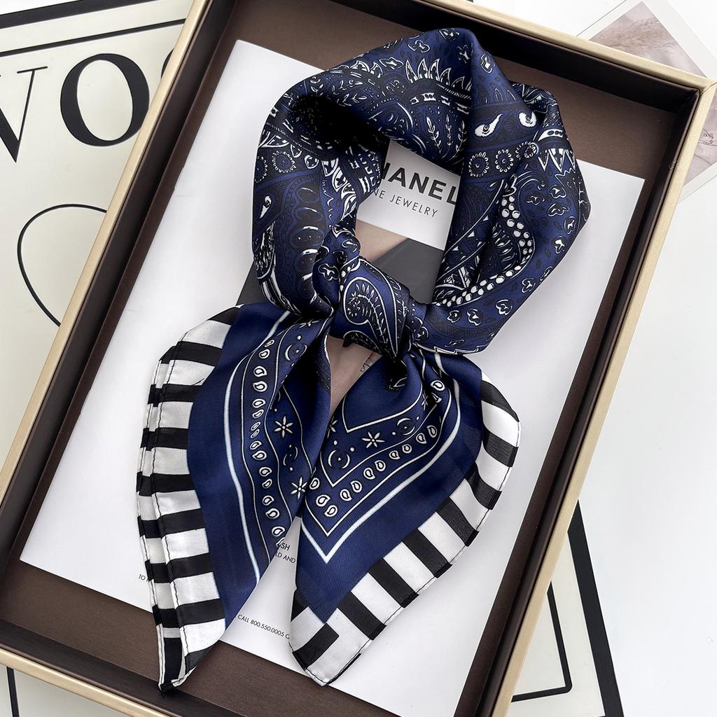 Luxury  Leopard Print Square Scarf Women'S Imitation Silk Scarf Casual Versatile Decoration Small Neck Scarf 70Cmx70Cm