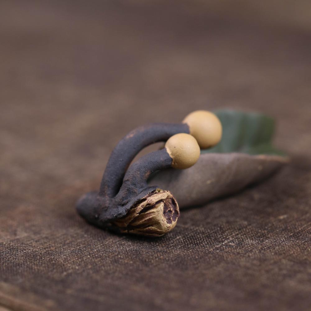Yixing Zisha Loquat Tree Stump Pen Holder Tea Pet Luxury Tea Sculpture Tea Figurine Play Toys Tea Statue Ornaments Decoration