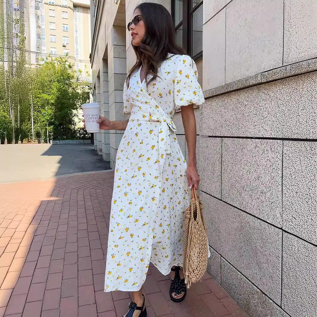 

Женское летнее платье с короткими рукавами и высокой талией в этническом стиле на шнуровке M жёлтый