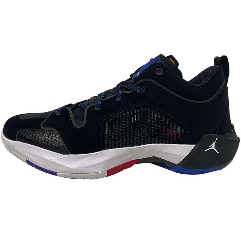 

Jordan 37 Низкие Черные Jordan DQ4123-061 44.5 черный белый