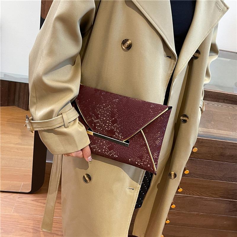 Spring New Trend New Envelope Dinner Bag Glossy Casual Simple Clutch Bag Fashionable Women's Bag