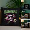 Rock R-Ramones Kuddfodral Soffa Vardagsrum Sovrum Dubbelsidig Tryck Fyrkantig Kudde Sovdags Kuddfodral