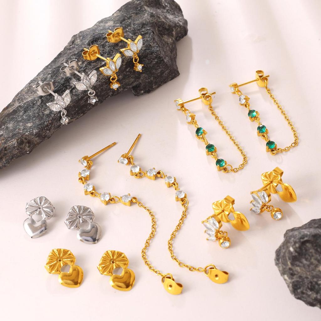 Sweet & Spicy Heart-Shaped Chain Ear Studs: Versatile European & American Cool Girl Style Earrings