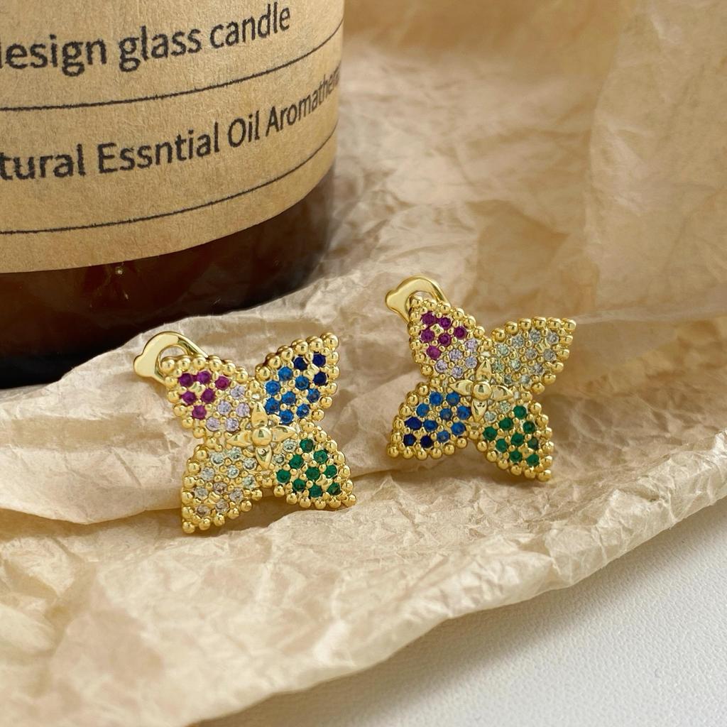 Trendy Gold-Plated Zircon Clover Ear Cuffs: Colorful, Lightweight Fashion Earrings for Women
