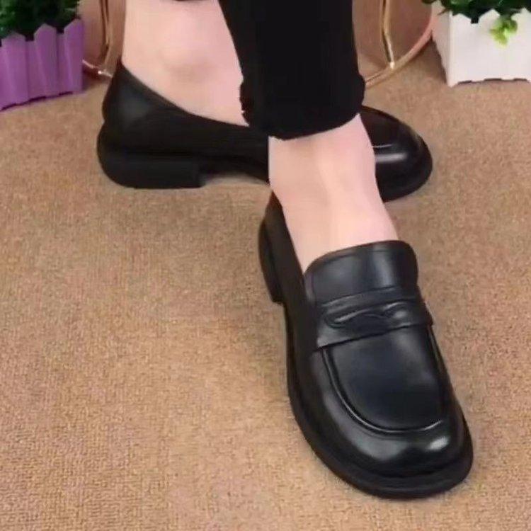 Spring Soft Leather 2025 Non-slip Soft Sole Pedal Lazy Loafers British Single Shoes Comfortable Casual Leather Shoes Work Shoes