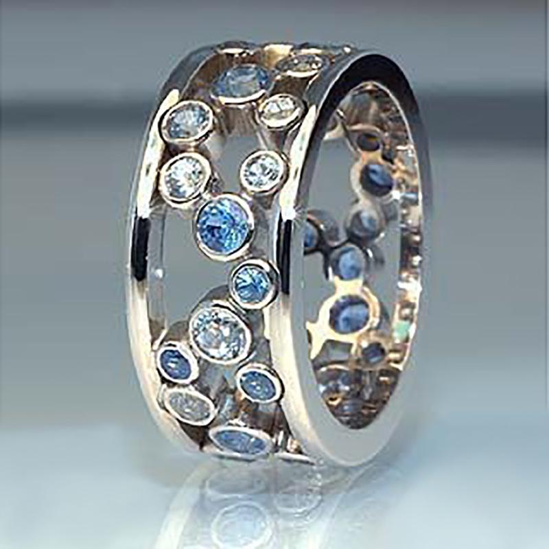 Cao Shi Elegant Zirconia Inlaid Hollow Women's Ring - European & American Style