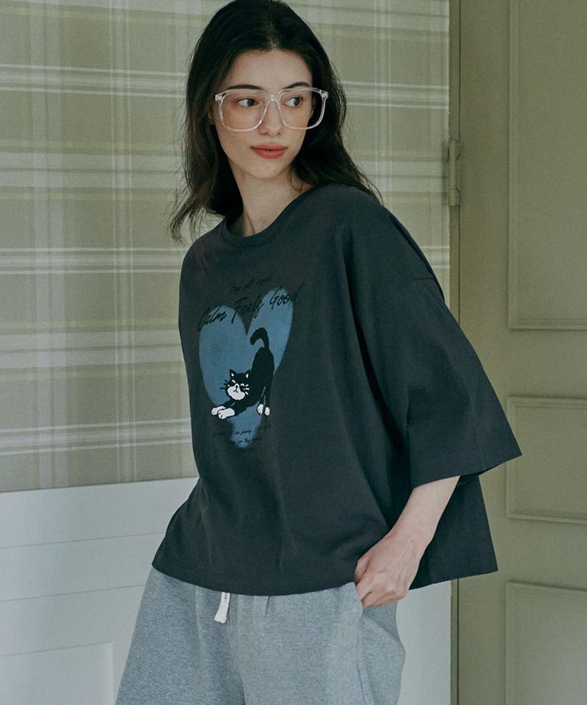 MALOUPE 5219 Heart Cat Graphic T-Shirt (Dark Gray)