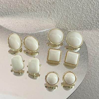 Korea Temperament Weiß Geometrisch Ellipse Quadrat Acryl Steckerohrringe für Damen Trend Charms Piercing Schmuck Zubehör Geschenke