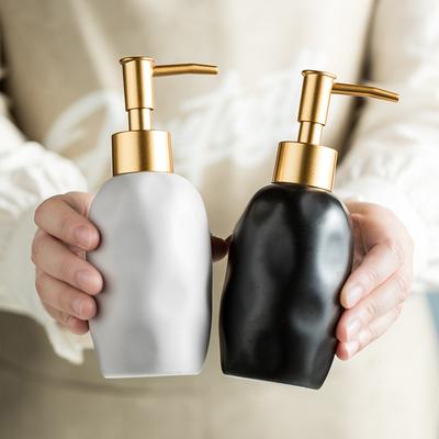Europäische Keramik Lotion Flasche Matt Seife Flüssigkeitsbehälter Zuhause Hotel Unregelmäßig Shampoo Make-up Entferner Wasser Aufbewahrungsflasche Neu
