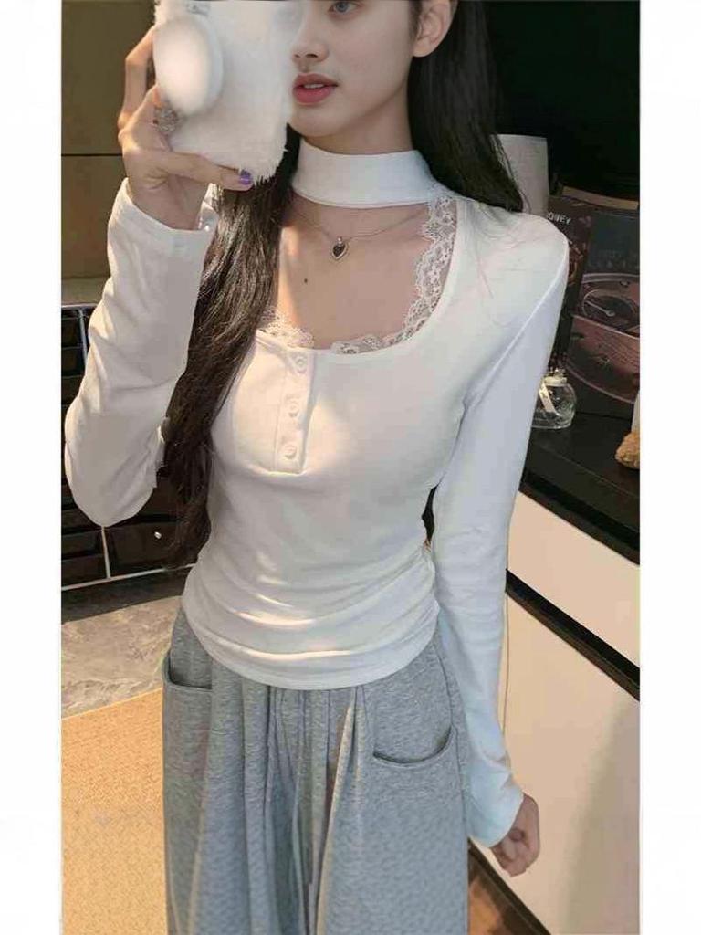 Pure Desire Lace Patchwork Square Neck Long Sleeve T-shirt for Women