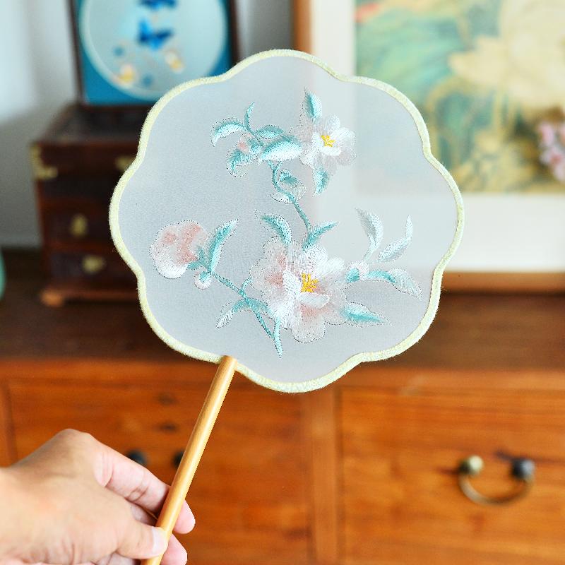 Chinese Silk Embroidery Fan Wedding Long Handled Fan Double Sided Embroidered Fan Decorative Craft Supplies Suzhou Embroidery