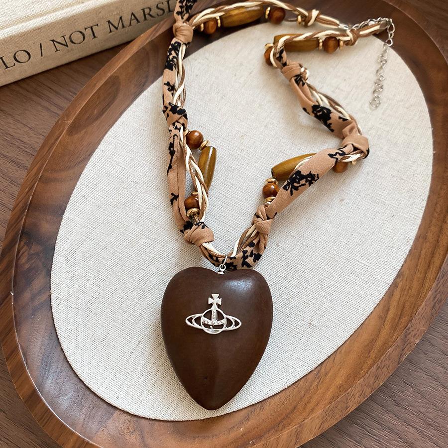 Retro style coffee fabric acrylic love necklace light luxury sweater chain versatile necklace women