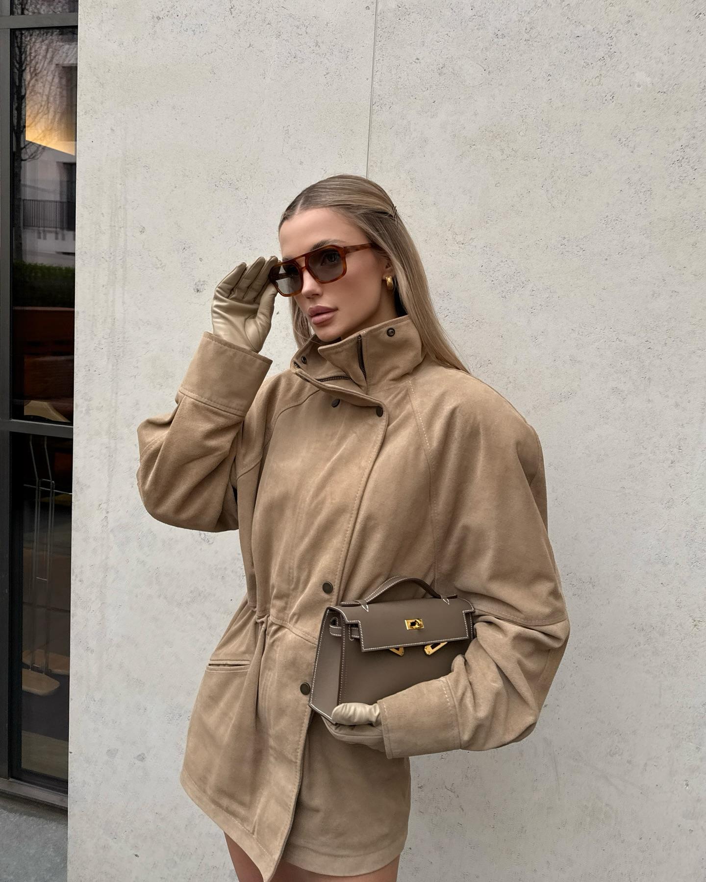 

Женская приталенная куртка со стойкой воротником Женская куртка средней длины Женская хлопковая куртка Юбка Модный стиль Осень M