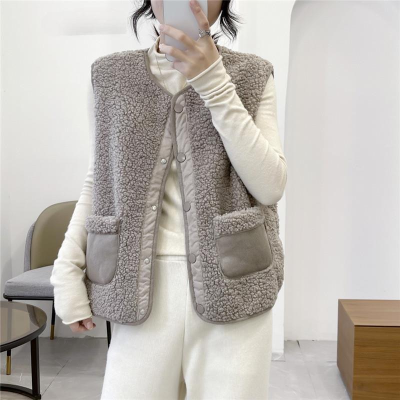 Fashionable Lamb Vest for Women, Short Style Coat  for Spring and Autumn