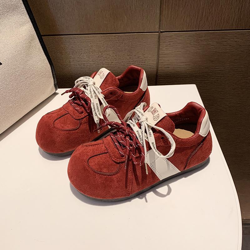 

2025 новая осень и зима универсальная платформа белые туфли женские корейские кеды студенческие нишевые моральные тренировочные туфли женская обувь 40 бордовый