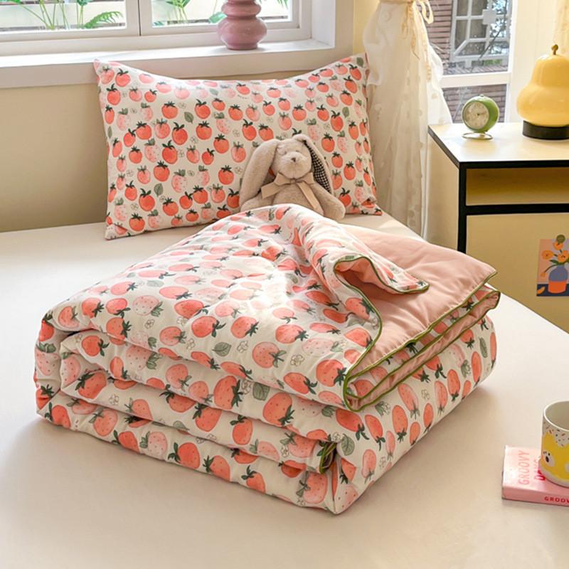 Dog Tulip Bear Rabbit Strawberry Fruit Pattern Printed Air Conditioner Quilt