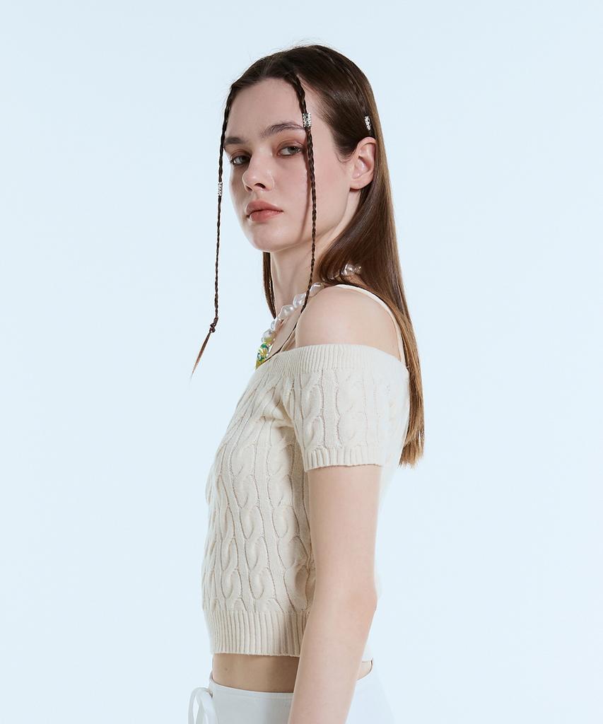 LARTIGENT L11 Cable Off Shoulder Knit(Cream)
