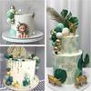 32 Peças Topper de Bolo Bola Verde Mini Balões com Hastes Bolas de Espuma Palitos para Bolo Topper de Bolo para Festa de Casamento Decoração de Bolo de Aniversário