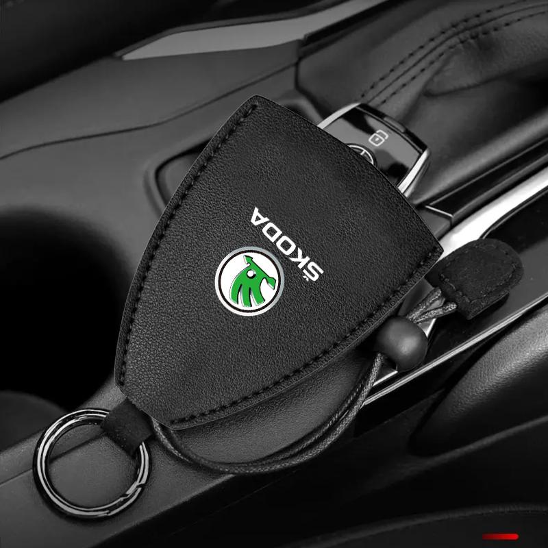 1Pcs Car Key Protection Shell Bag Car Key Case Cover Car Keychain For Skoda Octavia MK2 MK3 2 3 A7 Fabia Karoq Kodiaq Superb Rapid Kamiq