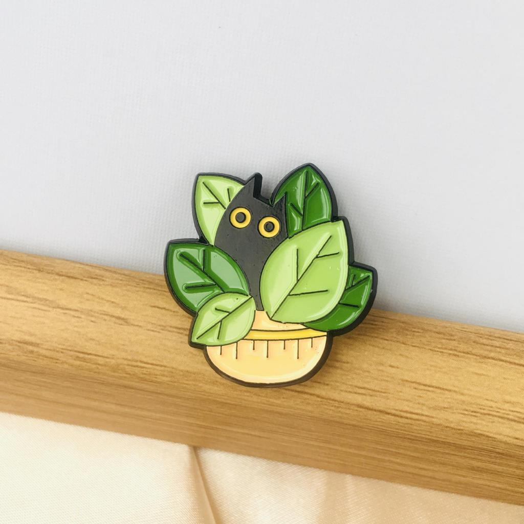 Japanese Cute Black Kitten Cartoon Brooch for Bags & Clothing