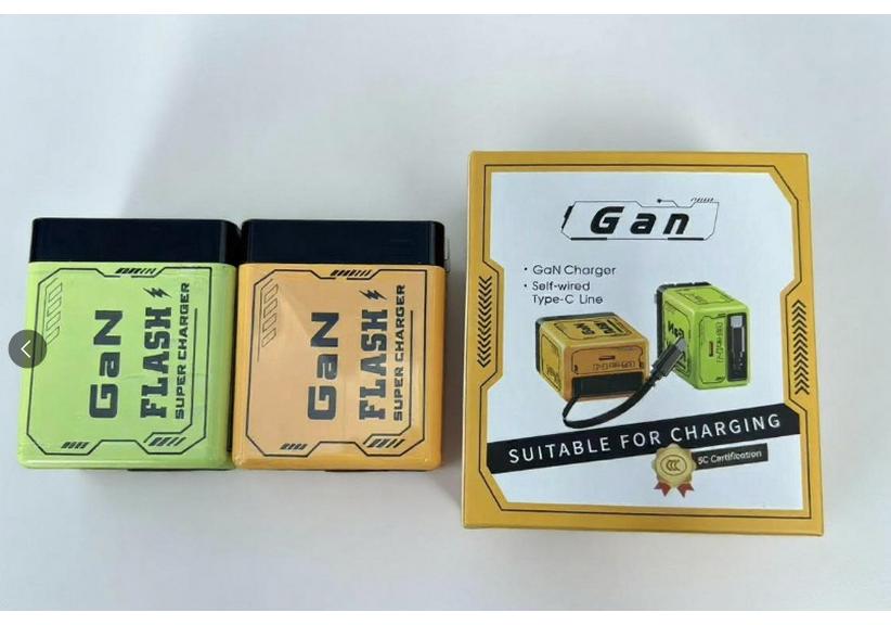 120W GaN-Ladegerät mit PD-Schnellladung & integriertem ausziehbarem Kabel, kompatibel mit Apple- und Huawei-Geräten