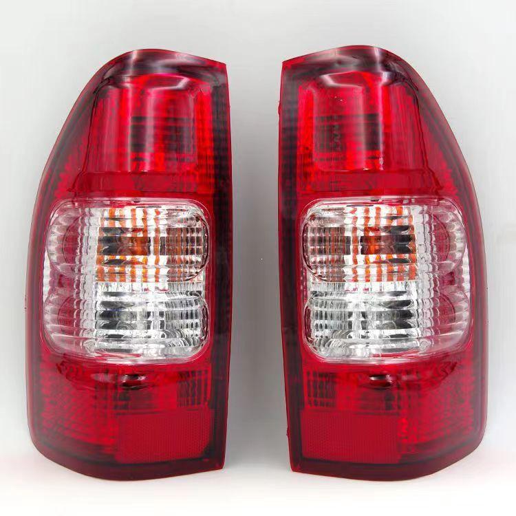 Applicable Rear Tail Lights & Turn Signals for Kuncheng, ZTE Changling, Jinlong, Higer, and Tianye Changling Pickup Trucks.