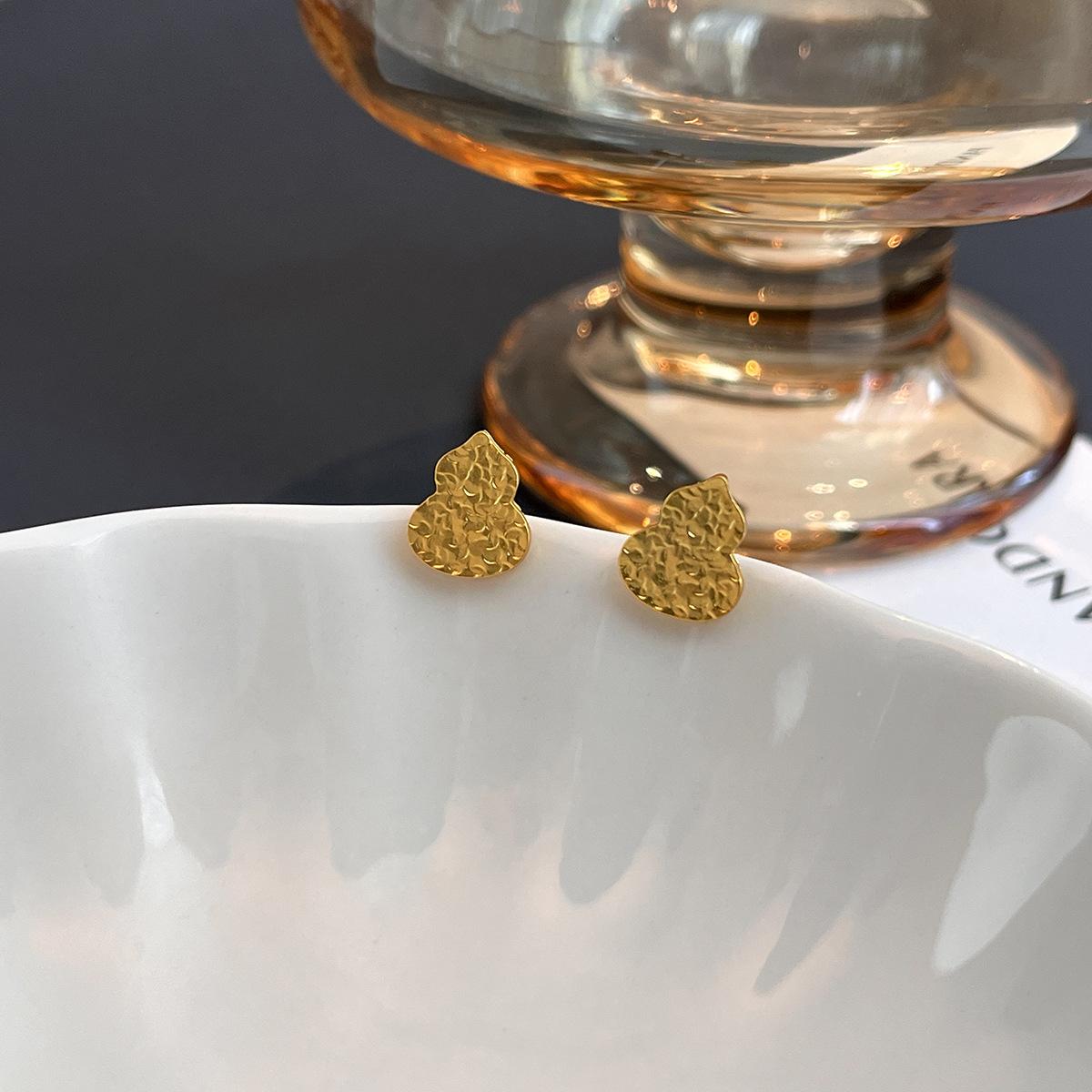 Premium Temperament Stud Earrings Retro Gold Texture Gourd Earrings Niche Temperament Light Luxury Fashion Earrings