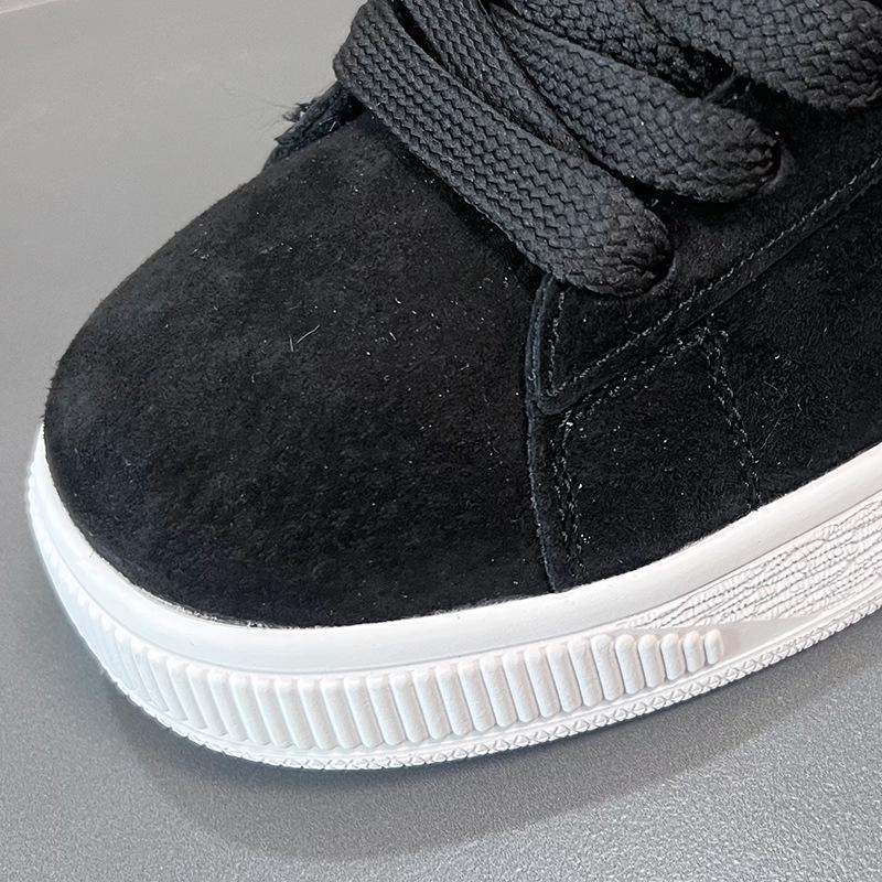 2025 Autumn New Men's Versatile Korean Fashion Sneakers - Trendy Student Sports and Casual Loafers